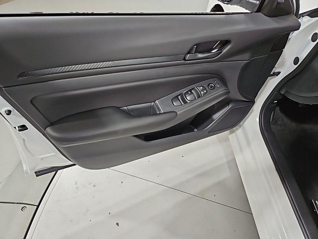 new 2025 Nissan Altima car, priced at $26,178