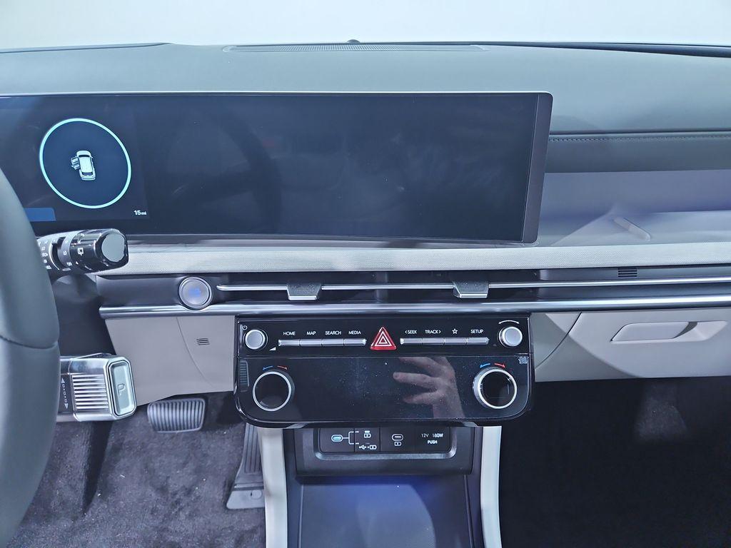 new 2025 Hyundai TUCSON Hybrid car, priced at $41,177