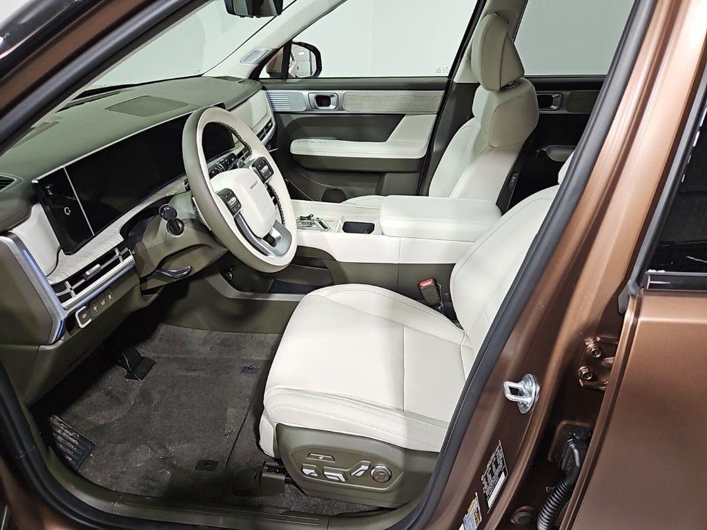 new 2025 Hyundai Santa Fe car, priced at $48,040