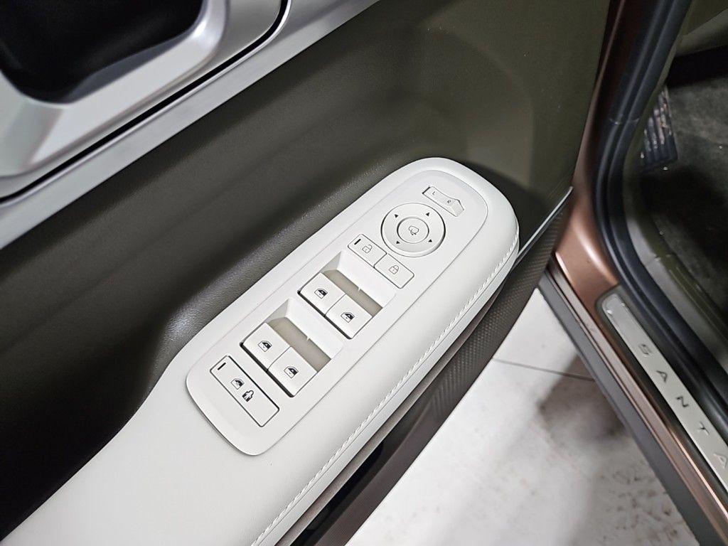 new 2025 Hyundai Santa Fe car, priced at $48,040