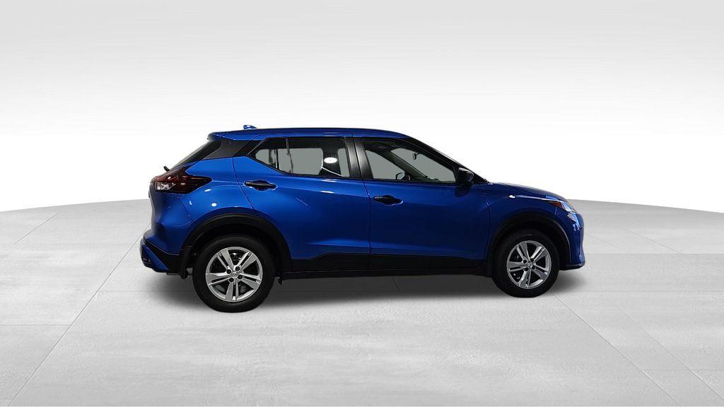 new 2025 Nissan Kicks Play car, priced at $22,042