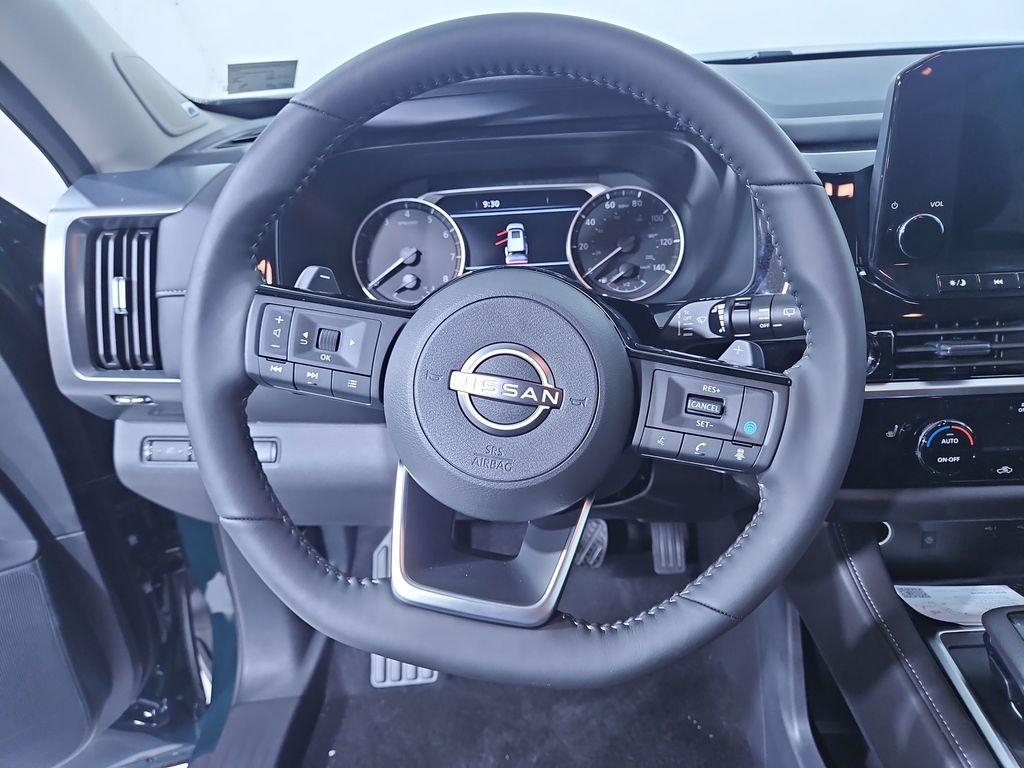 new 2025 Nissan Pathfinder car, priced at $39,881