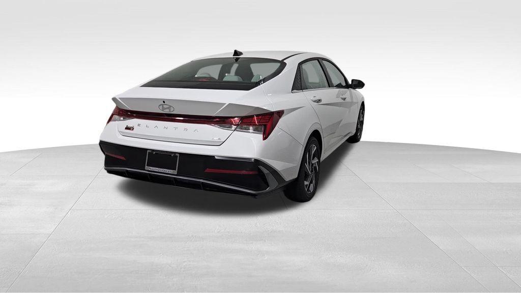new 2025 Hyundai ELANTRA HEV car, priced at $29,112
