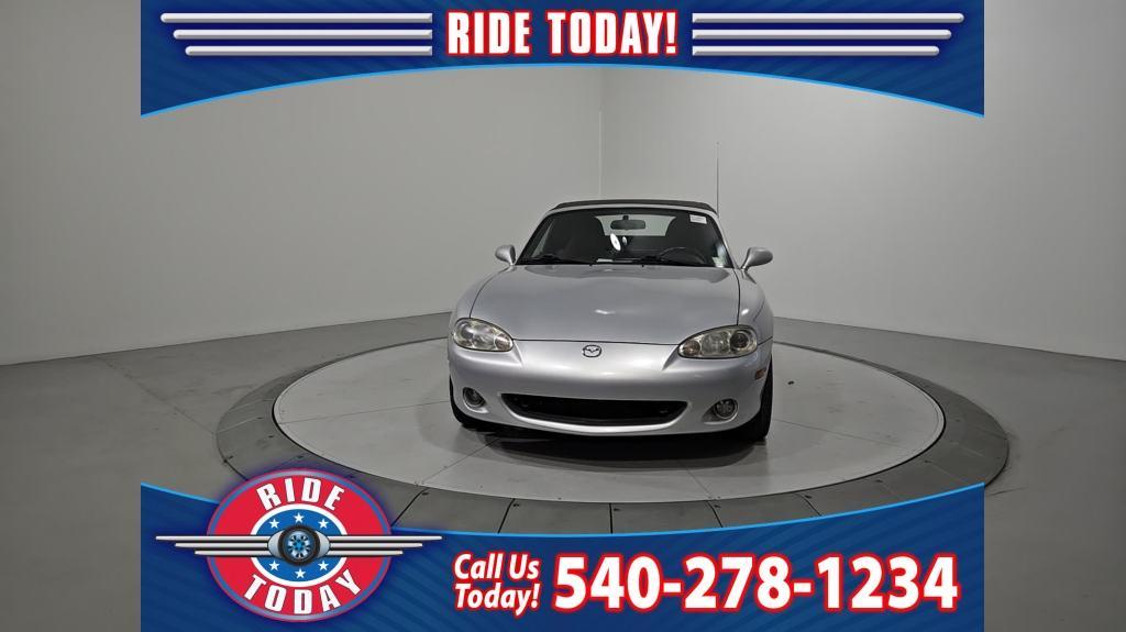 used 2002 Mazda MX-5 Miata car, priced at $7,942