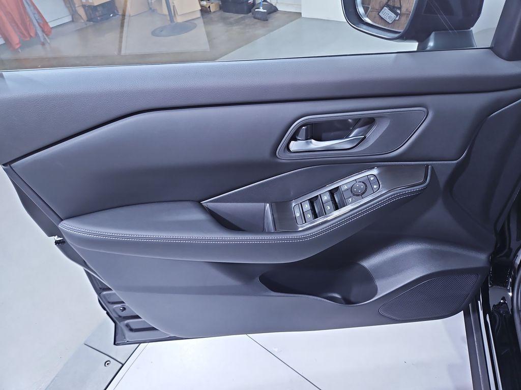 new 2025 Nissan Rogue car, priced at $30,864