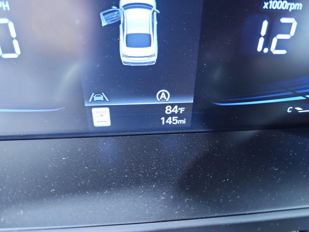 new 2025 Hyundai Elantra car, priced at $23,064