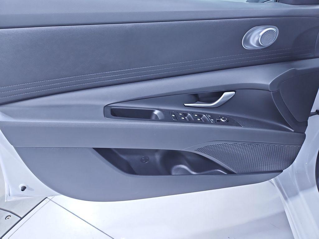 new 2025 Hyundai Elantra car, priced at $23,064