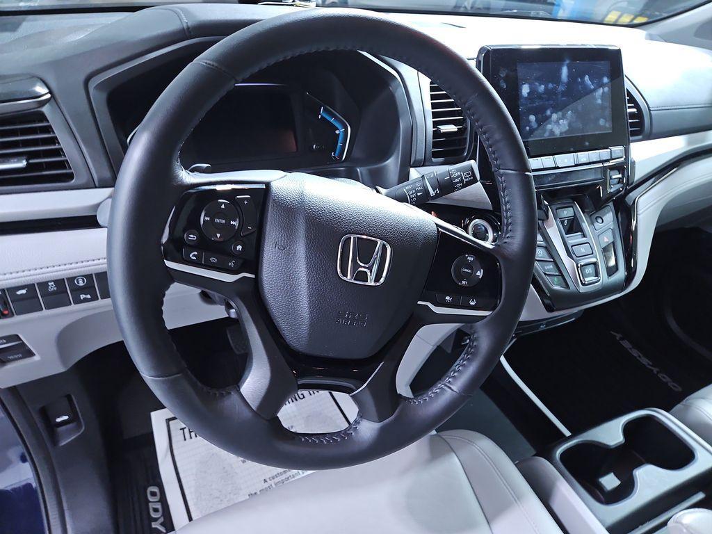 used 2023 Honda Odyssey car, priced at $38,981