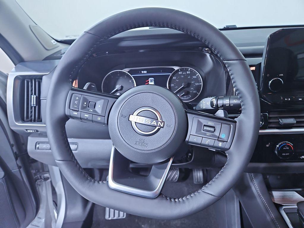 new 2025 Nissan Pathfinder car, priced at $45,921