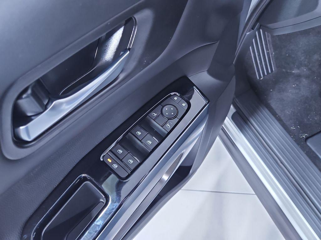 new 2025 Nissan Pathfinder car, priced at $45,921