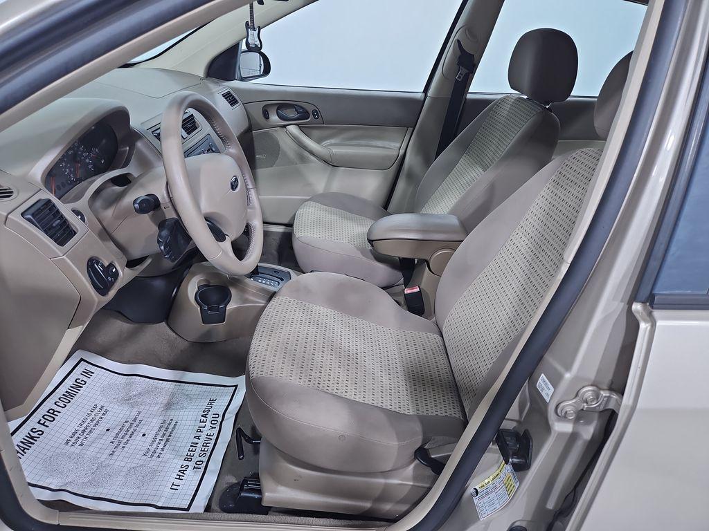 used 2006 Ford Focus car, priced at $6,215