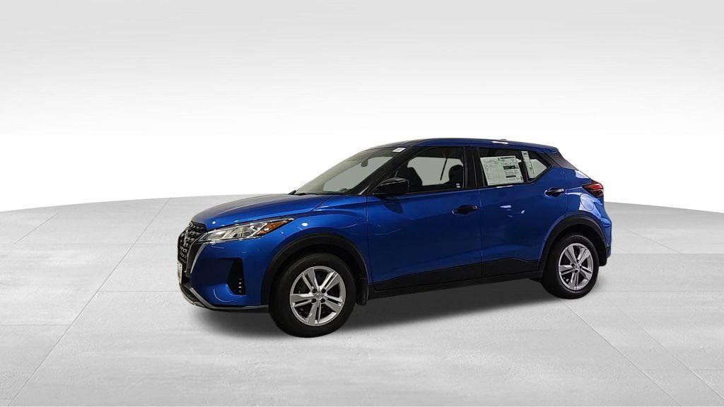 new 2025 Nissan Kicks Play car, priced at $21,979