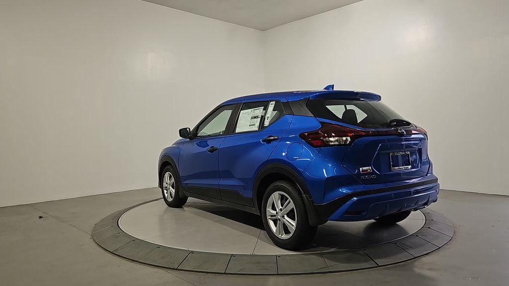 new 2025 Nissan Kicks Play car, priced at $21,979