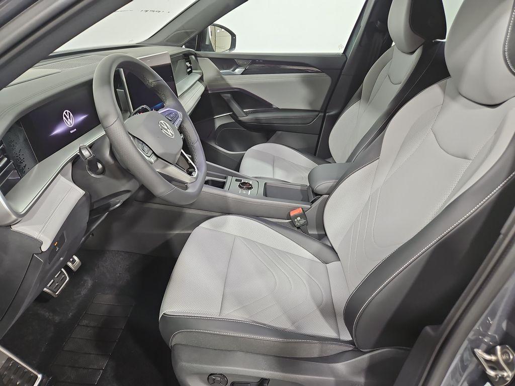 new 2025 Volkswagen Tiguan car, priced at $37,247