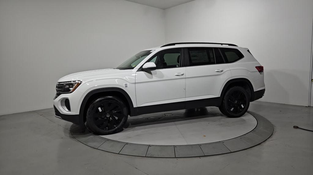 new 2024 Volkswagen Atlas car, priced at $43,220