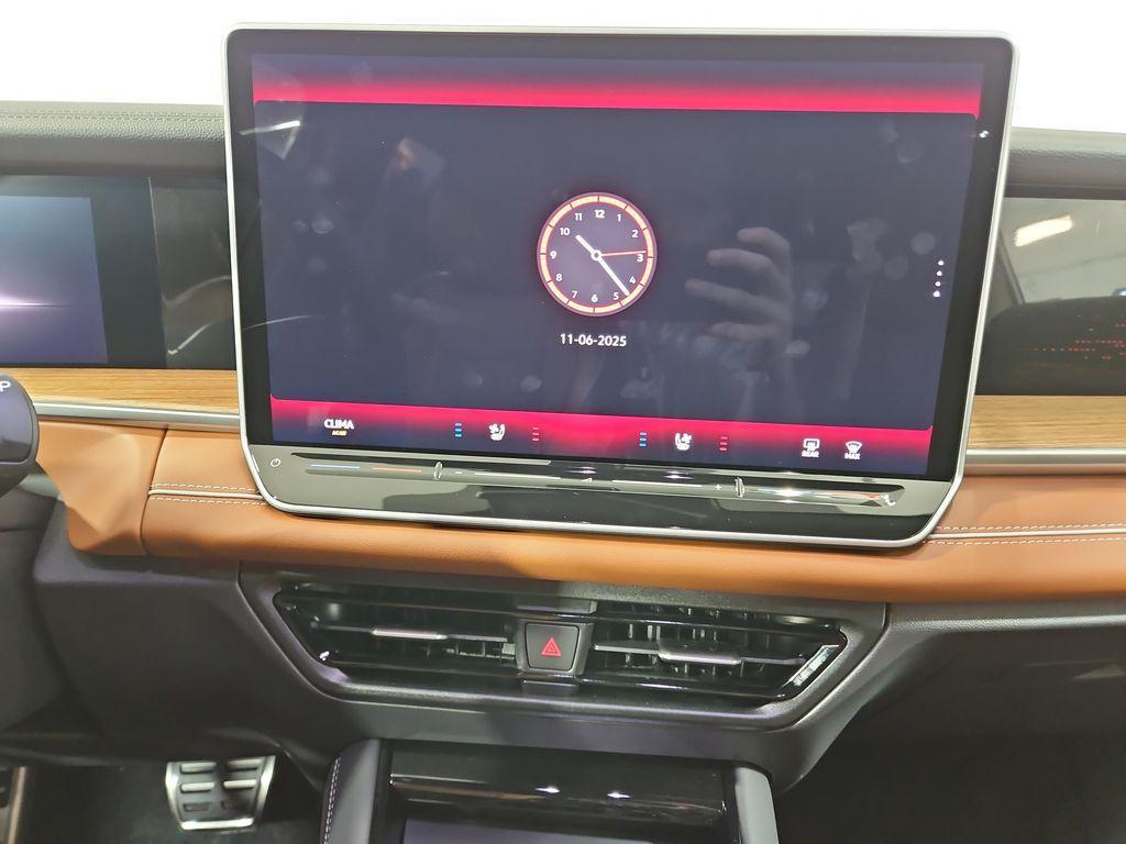 new 2026 Volkswagen Tiguan car, priced at $45,115