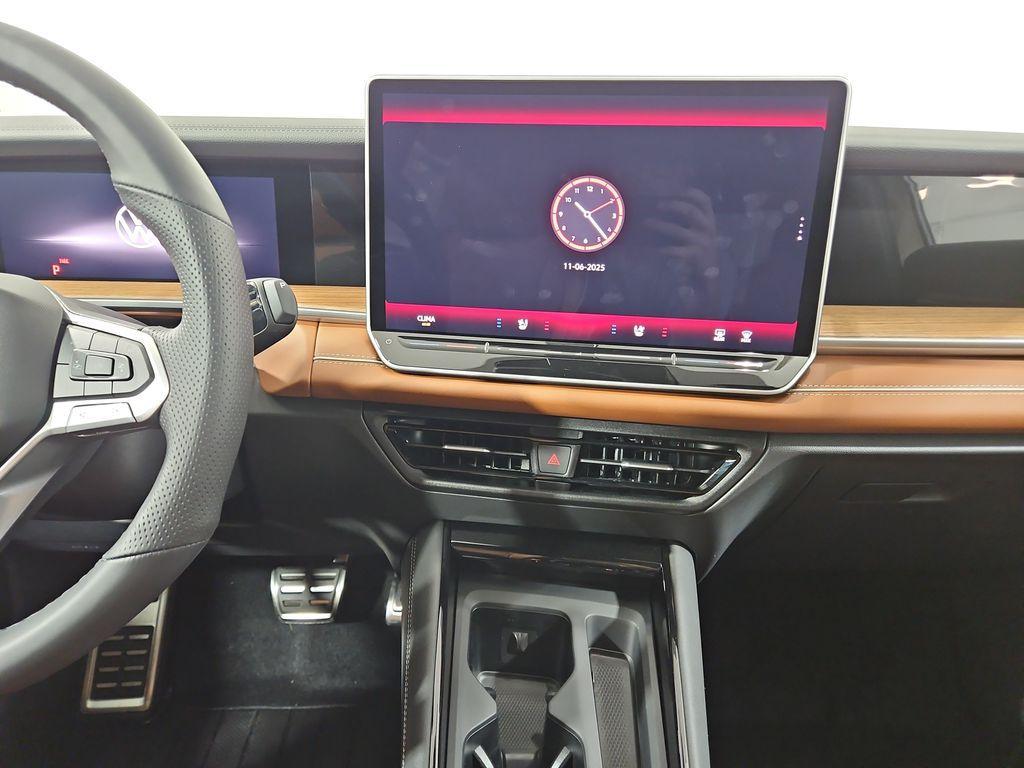 new 2026 Volkswagen Tiguan car, priced at $45,115