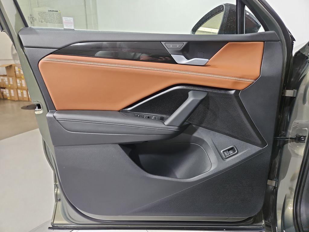 new 2026 Volkswagen Tiguan car, priced at $45,115