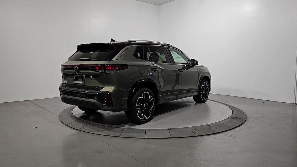 new 2026 Volkswagen Tiguan car, priced at $45,115