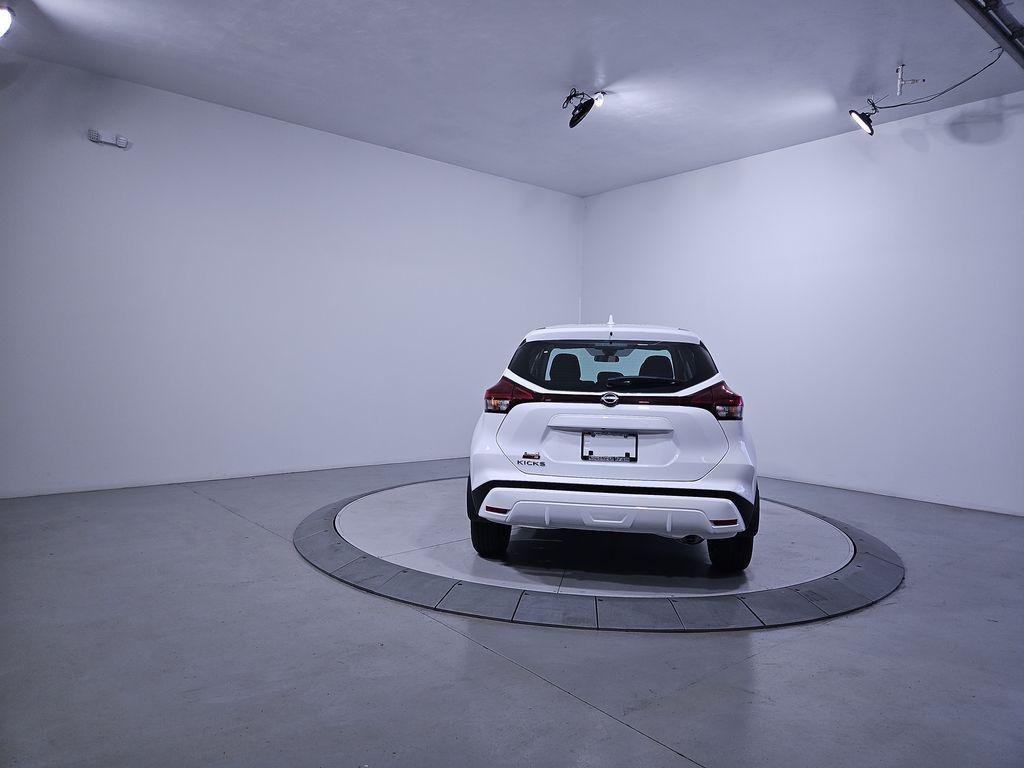 new 2025 Nissan Kicks Play car, priced at $21,979