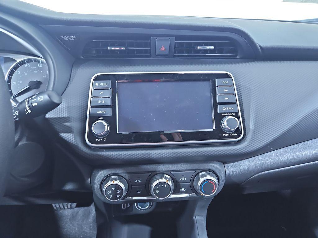 new 2025 Nissan Kicks Play car, priced at $22,679