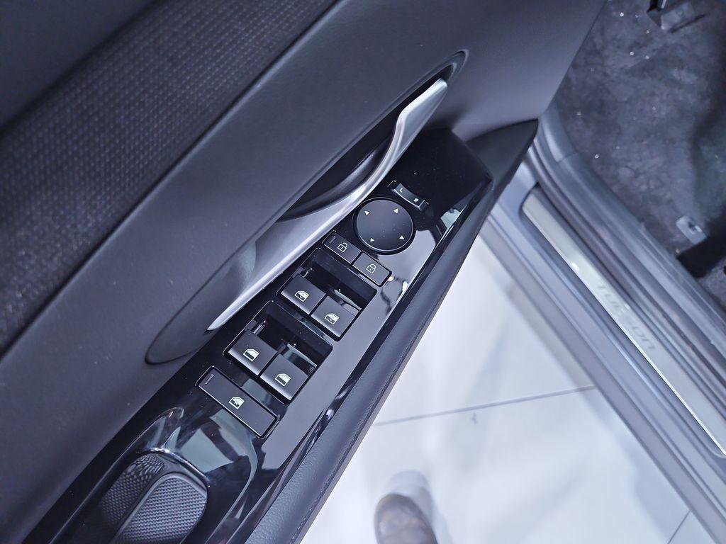 new 2025 Hyundai Tucson car, priced at $39,724