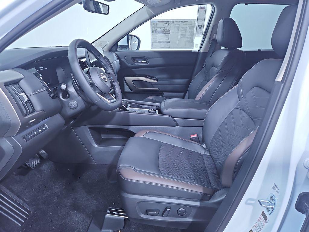 new 2025 Nissan Pathfinder car, priced at $44,000