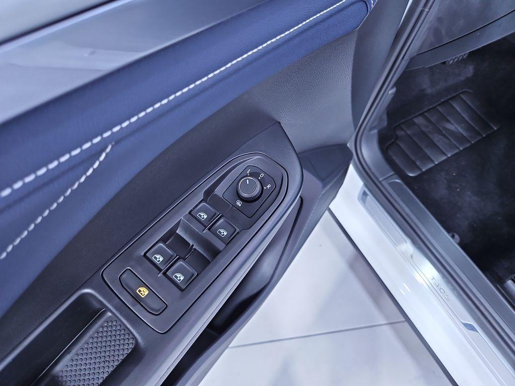 new 2025 Volkswagen Taos car, priced at $35,714