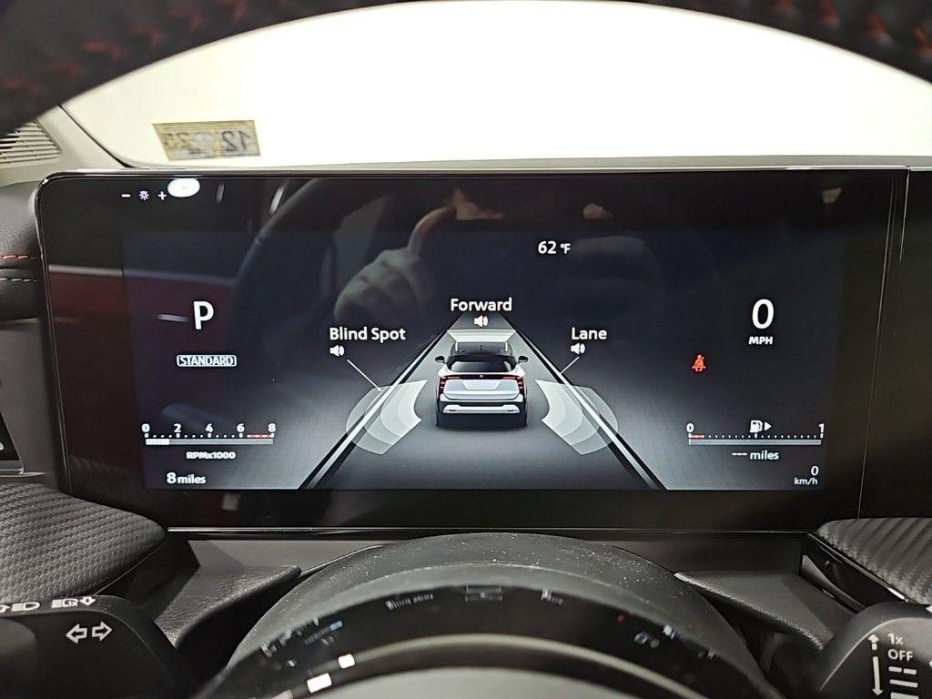 new 2025 Nissan Kicks car, priced at $28,695