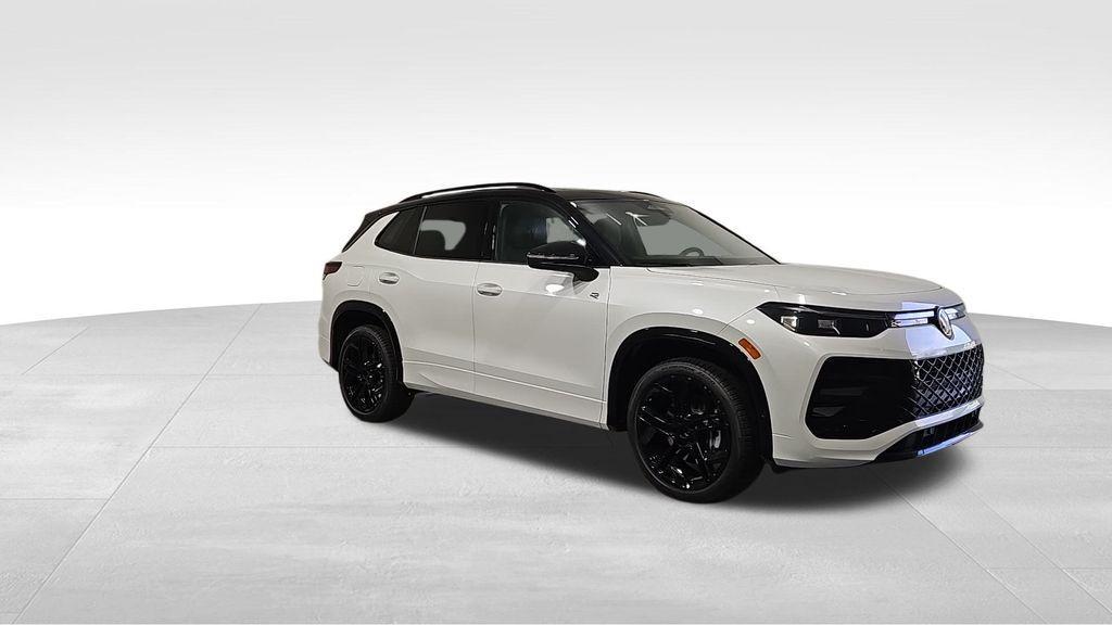 new 2025 Volkswagen Tiguan car, priced at $40,336
