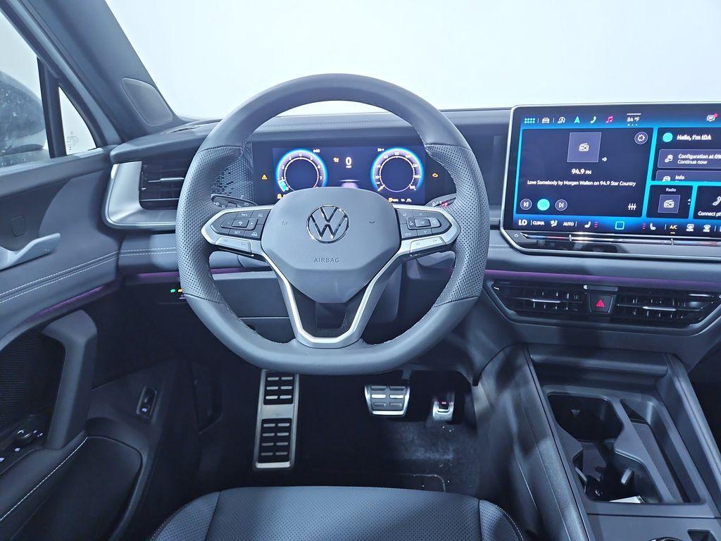 new 2025 Volkswagen Tiguan car, priced at $40,336
