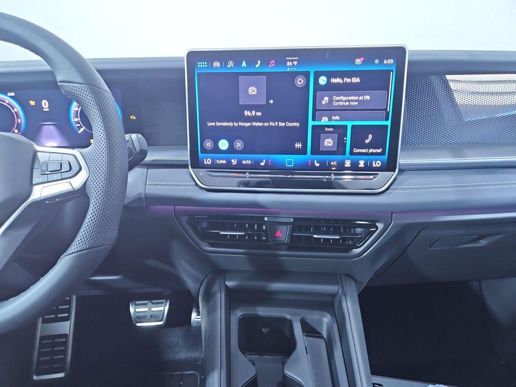 new 2025 Volkswagen Tiguan car, priced at $40,336