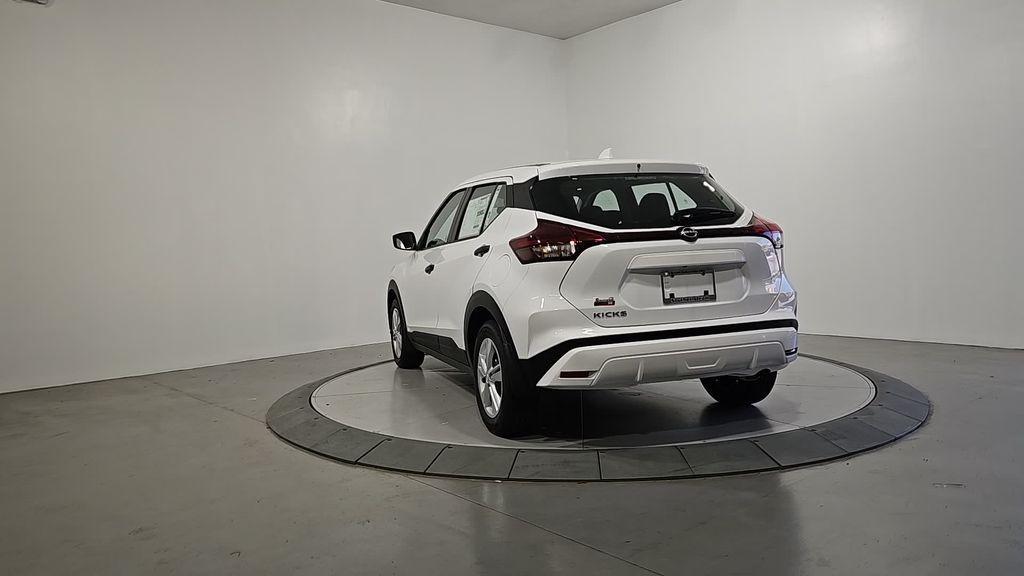 new 2025 Nissan Kicks Play car, priced at $21,828