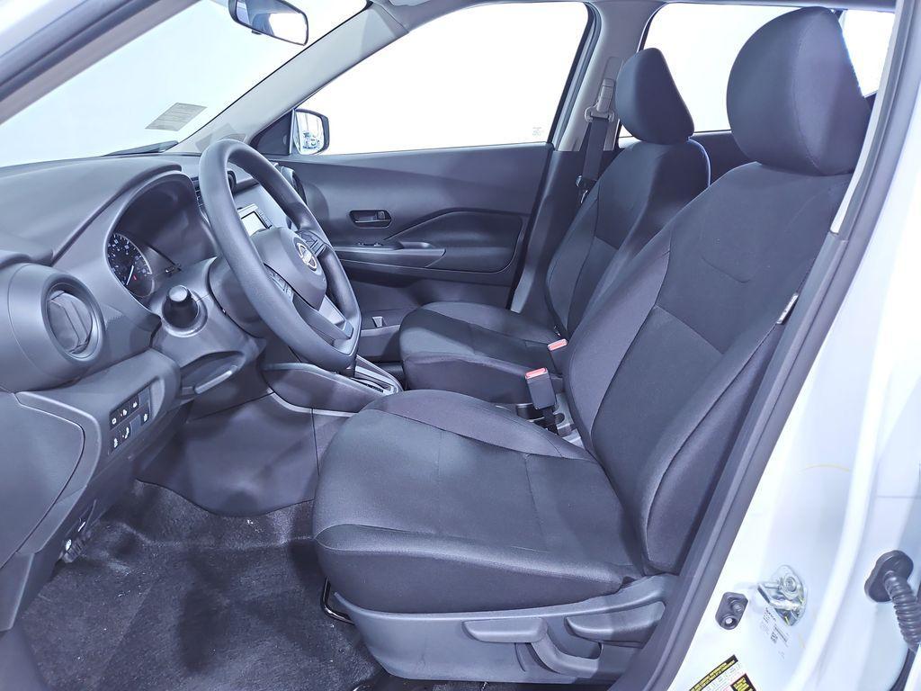 new 2025 Nissan Kicks Play car, priced at $21,828