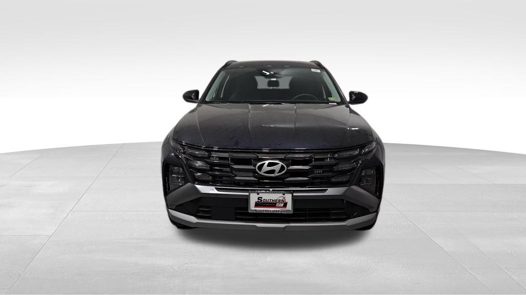 new 2025 Hyundai TUCSON Hybrid car, priced at $33,016