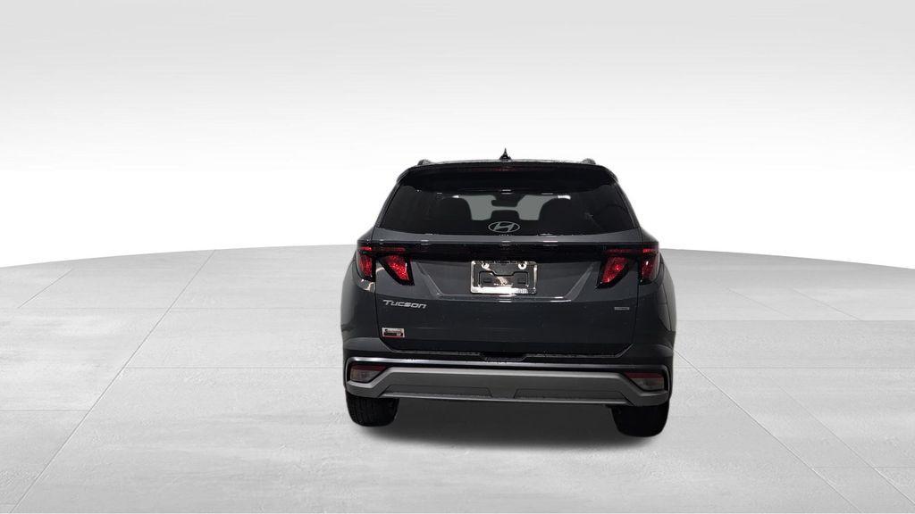 new 2025 Hyundai Tucson car, priced at $31,179