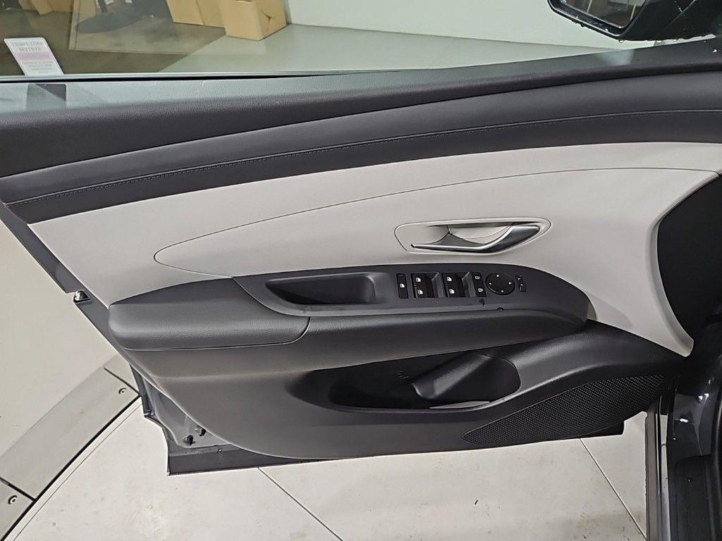 new 2025 Hyundai Tucson car, priced at $31,179