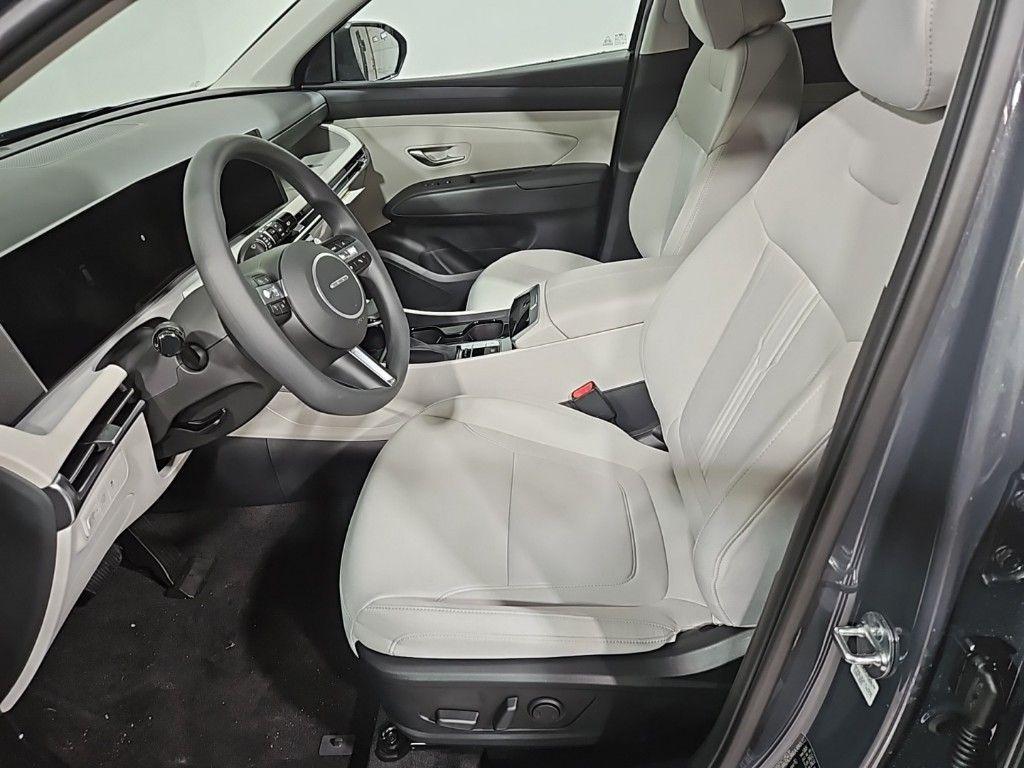 new 2025 Hyundai Tucson car, priced at $31,179