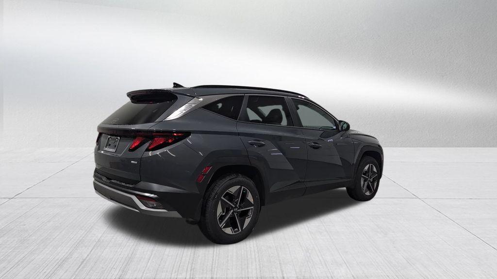 new 2025 Hyundai Tucson car, priced at $31,179