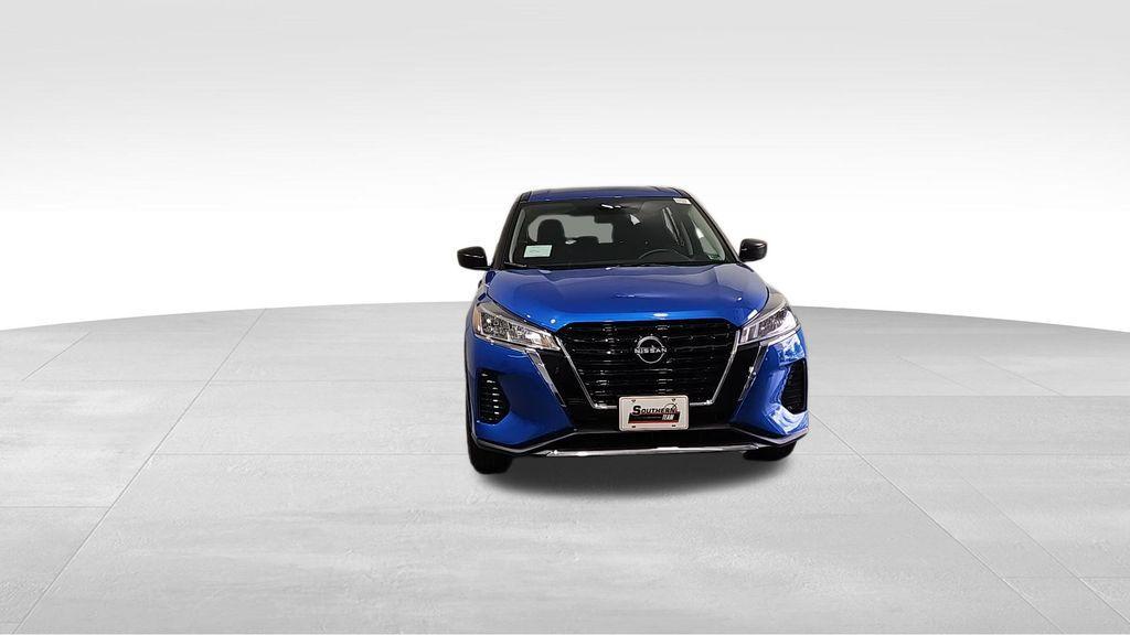 new 2025 Nissan Kicks Play car, priced at $22,679