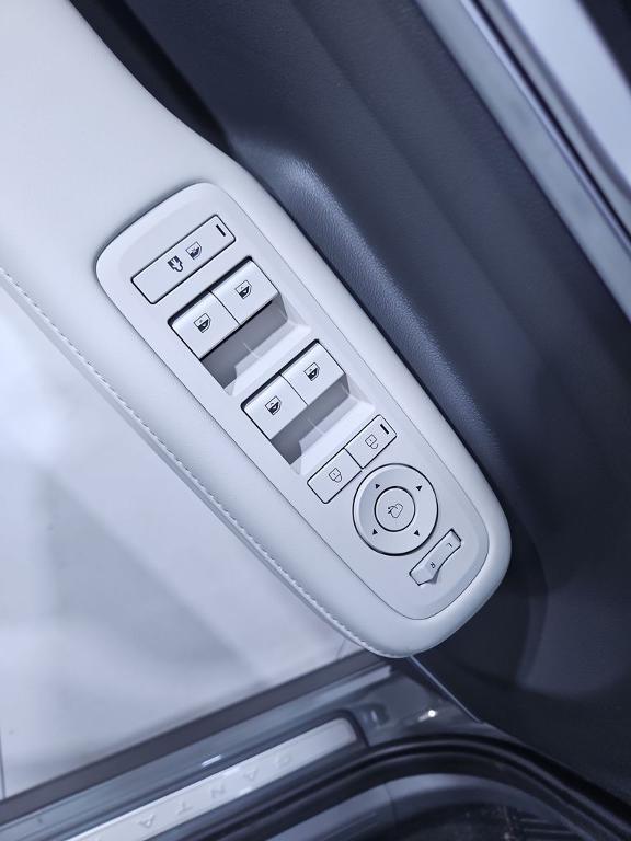 new 2026 Hyundai SANTA FE HEV car, priced at $49,575