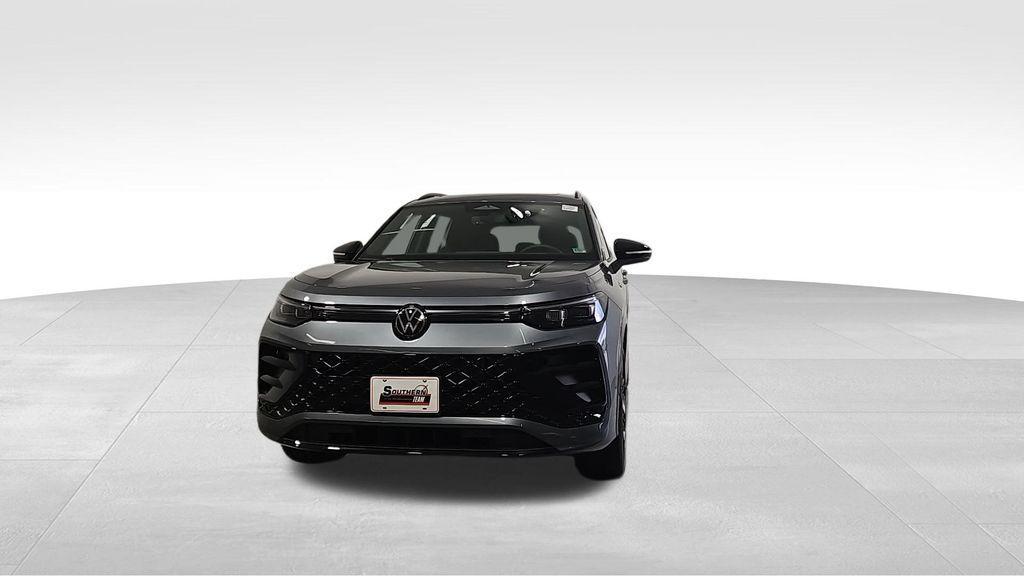 new 2025 Volkswagen Tiguan car, priced at $37,395