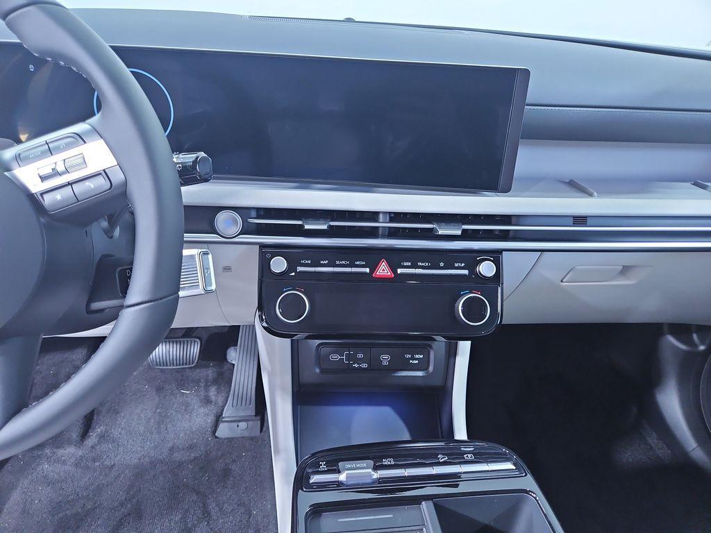 new 2025 Hyundai TUCSON Hybrid car, priced at $35,930