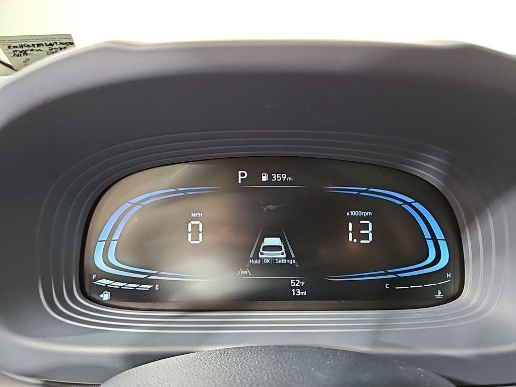 new 2025 Hyundai Venue car, priced at $24,162