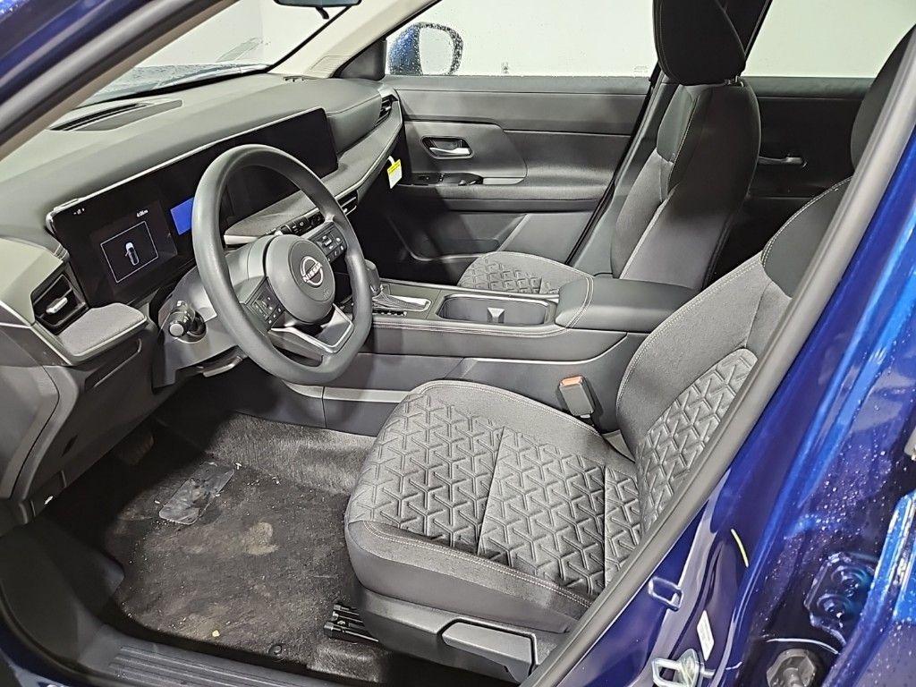 new 2025 Nissan Kicks car, priced at $28,265