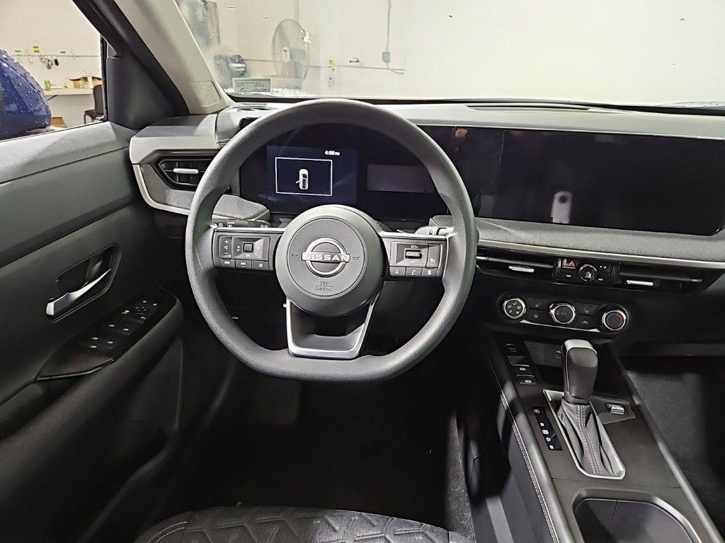 new 2025 Nissan Kicks car, priced at $28,265