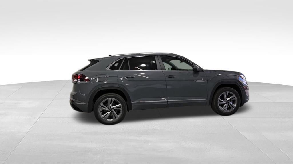 new 2024 Volkswagen Atlas Cross Sport car, priced at $45,368