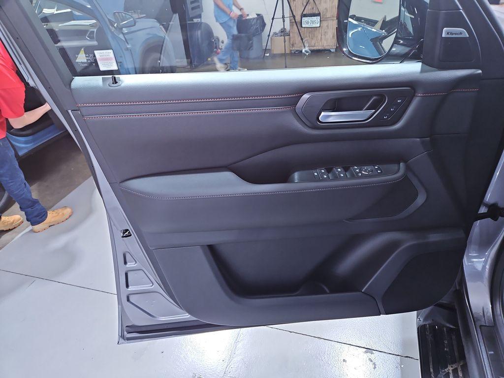 new 2025 Nissan Armada car, priced at $75,472