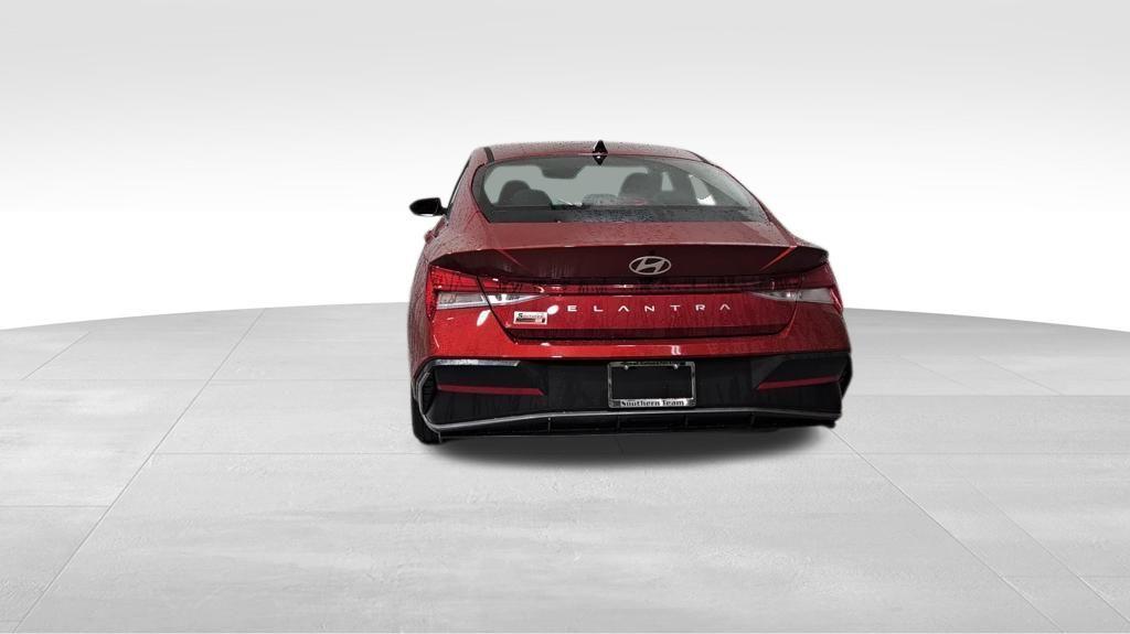 new 2025 Hyundai Elantra car, priced at $25,085