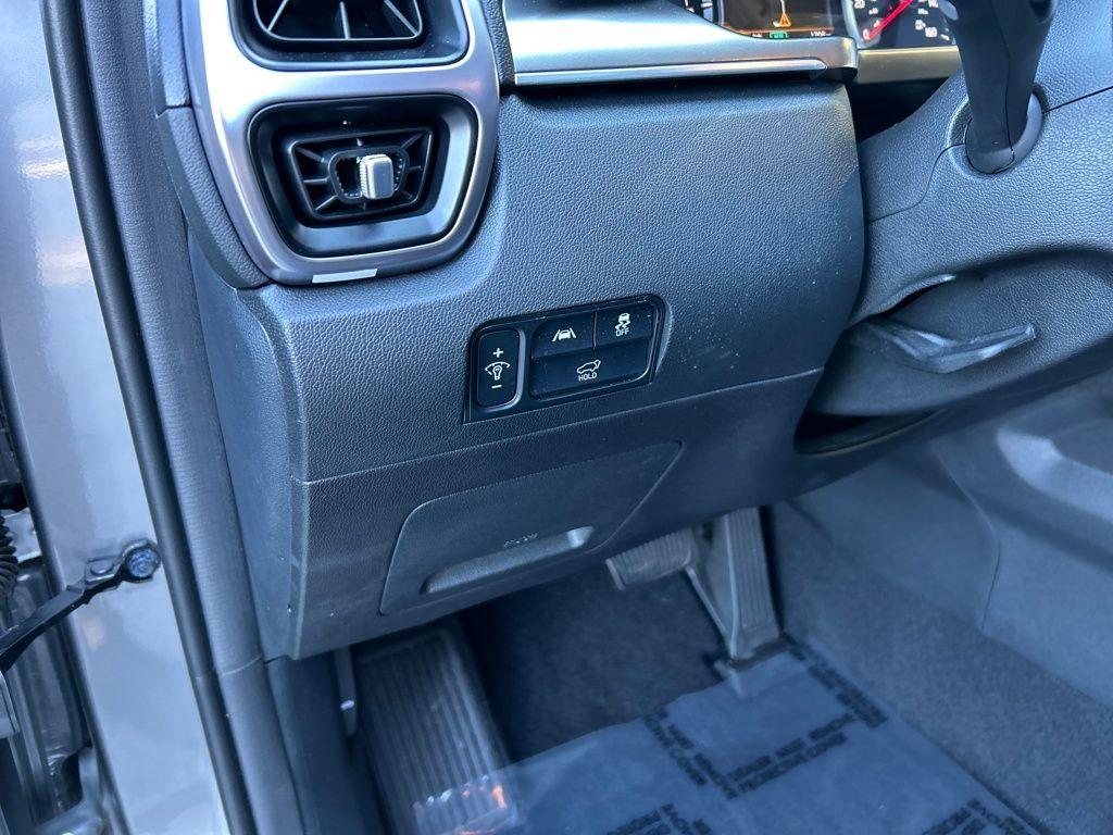 used 2023 Kia Sorento Hybrid car, priced at $34,641